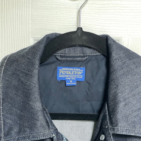 Pendleton Jean / Dark Denim Structured Jacket Women’s size Medium - Picture 3 of 8